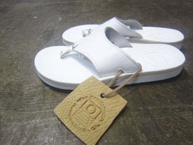 毎夏の恒例・・・極上の雰囲気&履き心地 By THE SANDAL MAN_d0152280_21241763.jpg