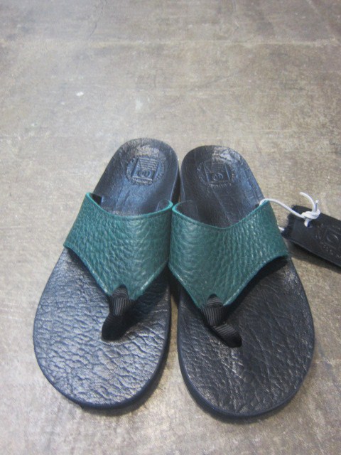 毎夏の恒例・・・極上の雰囲気&履き心地 By THE SANDAL MAN_d0152280_21274418.jpg