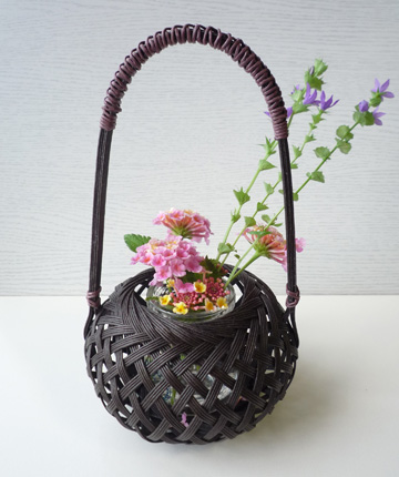 蛙屋さん 輪弧編みの花籠 Blog Kamihimo 蛙屋さん 輪弧編みの花籠 Blog Kamihimo