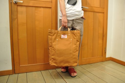 ”Eairth” 一枚のTシャツから ,,, _b0110582_2043920.jpg