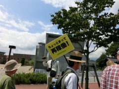 「はじめのいっぽパレード」市役所へ_f0019247_1932535.jpg