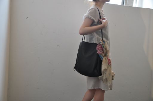 強さの中に宿る繊細さ ・・・ CHRISTIAN PEAU _b0110582_2032261.jpg