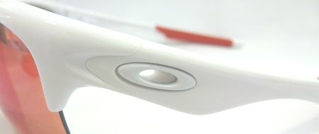OAKLEY BOTTLE ROCKET-ボトルロケット- 入荷致しました! by 甲府店_f0076925_1454590.jpg