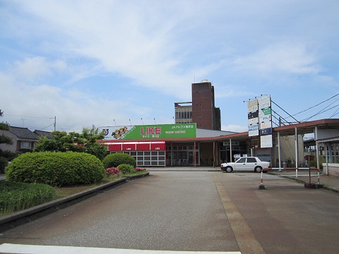 ほたるいかの街にある、中滑川駅_a0243562_16511561.jpg