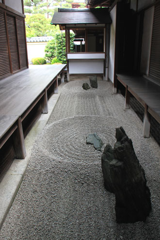 大徳寺 龍源院_e0048413_21381643.jpg