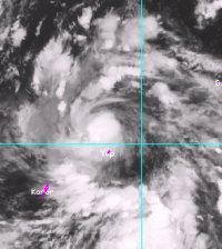 台風4号グチョルはゆっくり通過_a0043520_2333576.jpg