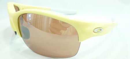OAKLEYから、女性向けスポーツアイウェアが入荷致しました! by 甲府店_f0076925_13224069.jpg