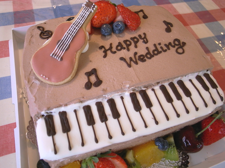 happy wedding!すきなものたくさんケーキ_d0139355_1434819.jpg