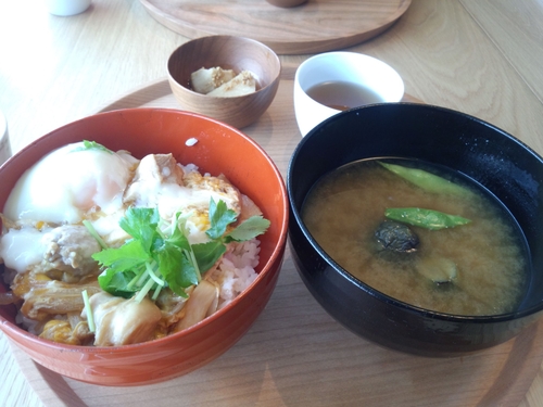 渋谷ヒカリエ初体験、d47食堂にてビジネスランチ_e0123104_774627.jpg