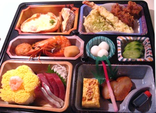 お寿司屋さんのお弁当_b0237604_1211051.jpg