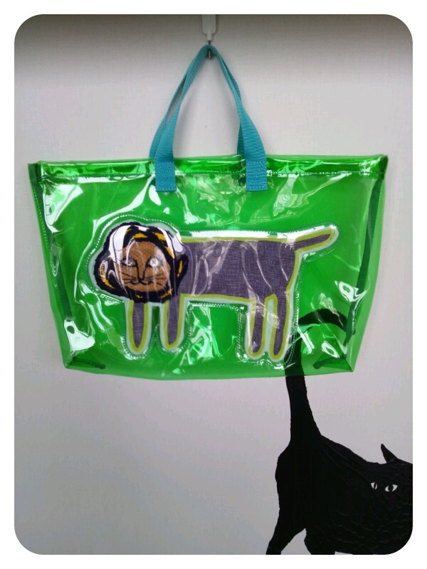 mina perhonen *LOOKのビニールバッグ_a0166313_1851287.jpg