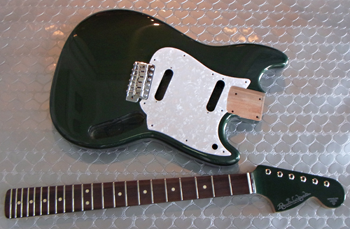 「Ever Green MetallicのPsychelone」の塗装が完了!_e0053731_1892934.jpg