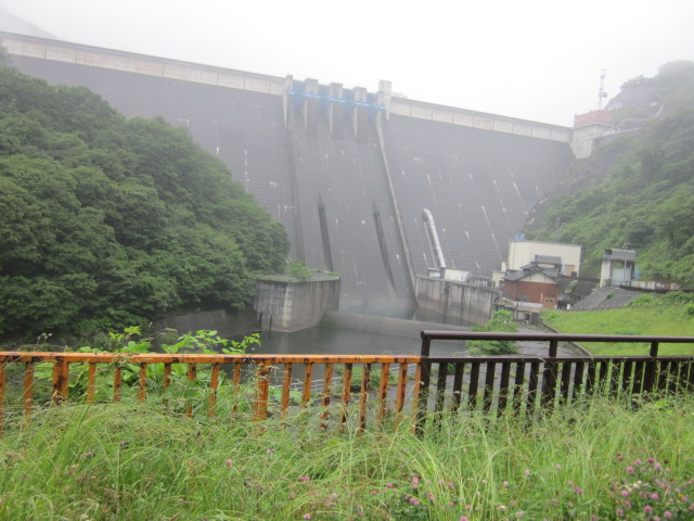 雨が降っていても　探検隊は　お出掛けで～す♪_a0120264_1752613.jpg