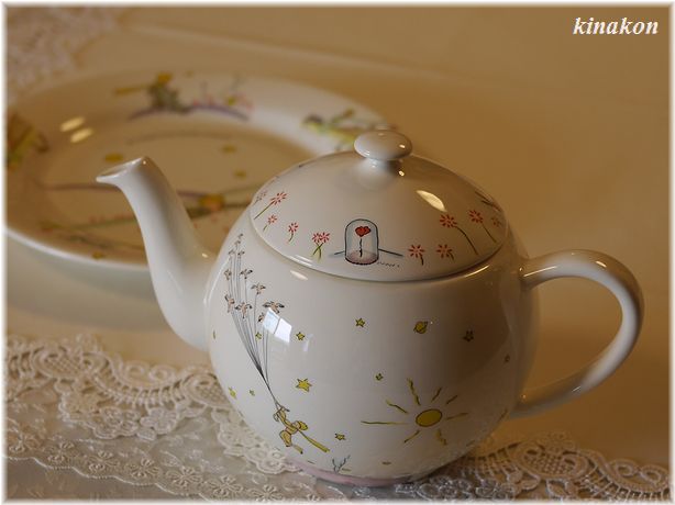 星の王子さまのプレートとティーポット（妹のうちで見つけた可愛いもの