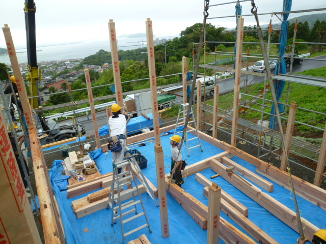 June build(祝・上棟) ki-bako season_d0087595_22355537.jpg