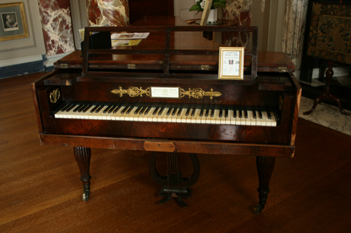 アンティークチェンバロの魅力/La charme du clavecin historique_d0070113_11202410.jpg