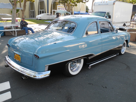 Santa Maria Cruisin Nationals\"ROD&CUSTOM\"_a0095515_1120352.jpg