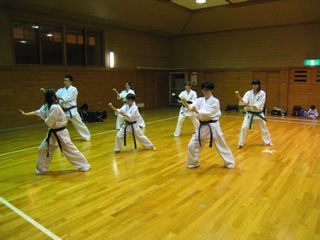 c0118332_0332410.jpg