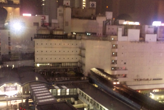渋谷ヒカリエで、撮り鉄スポットを発見しました_f0134538_6154776.jpg