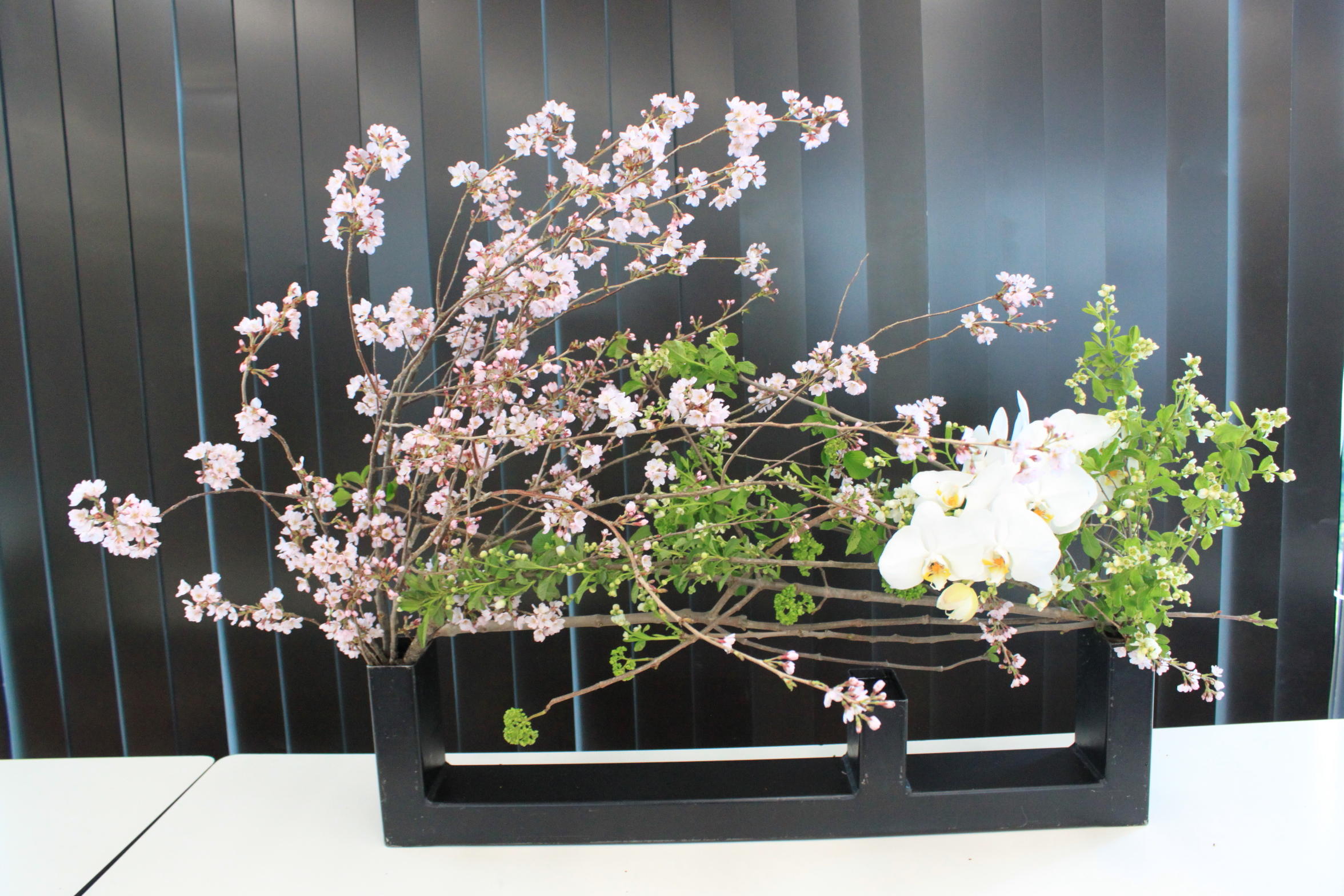 名残桜 花の教室 花綴り 草月流いけばな Hana Tsuzuri Flower Class Blumenkurse Ikebana Sogetsu School Schule