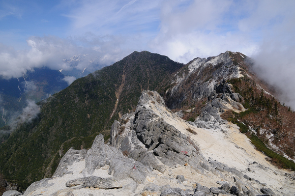 f0238475_15109.jpg