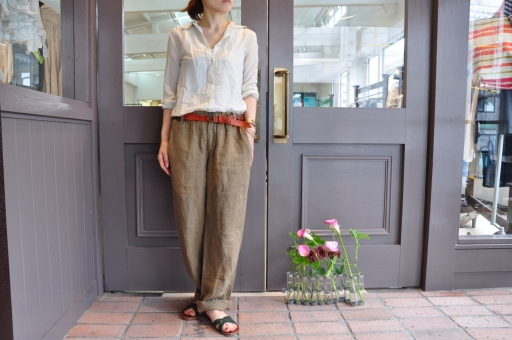 飽きないスタイル・・・BASISB BROEK_e0127399_18553990.jpg