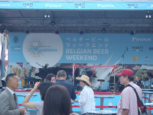 f0126515_11003.jpg