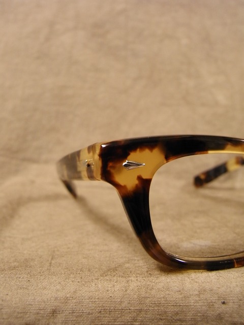 sunglass_e0130546_125690.jpg