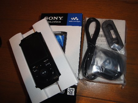 Walkman NW-S766購入_c0055552_21465364.jpg