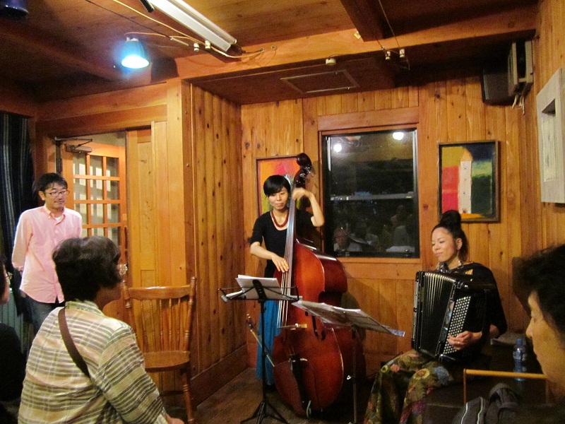 花鏡園のもりのなかLIVE_f0205367_19363037.jpg
