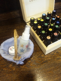 7月のアロマレッスンは虫よけスプレー&虫さされ用アロマジェル_f0180576_23261682.jpg