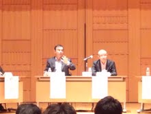 カルロス・ゴーン氏の講演_e0123104_451256.jpg