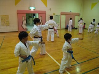新発寒道場 女性クラスが元気です!_c0118332_23151355.jpg