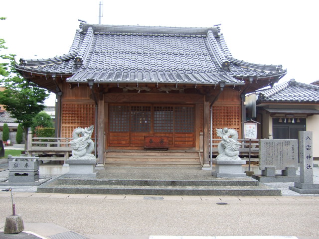 八雲神社のお祭り_c0121962_1102247.jpg