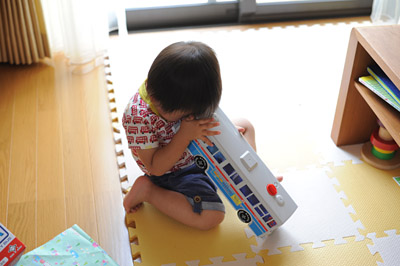 バス (でんしゃ)_b0142265_23353932.jpg