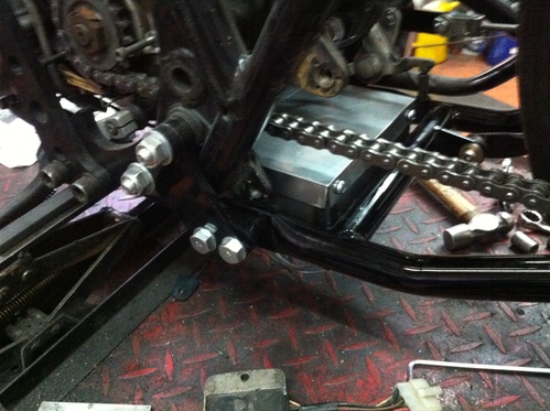 SR400カスタム 電装BOX作成_a0164918_20383425.jpg