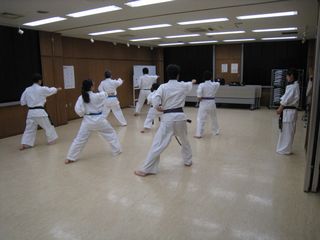 手稲教室 新しい仲間で大盛況!_c0118332_23415040.jpg