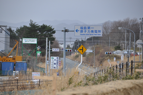 被災ネコが一生暮らせる“ホスピス”を~原発20キロ圏内の猫保護救出_e0171573_2116343.jpg