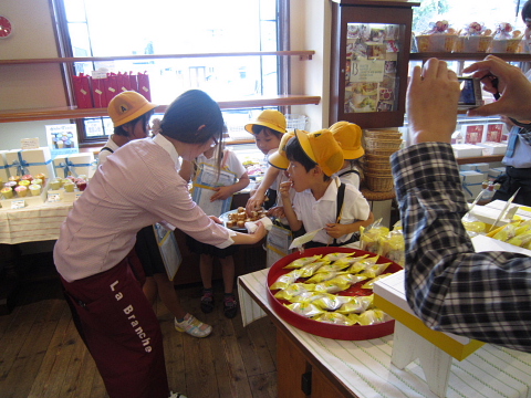 かわいい町探検隊~!!_a0171984_1830766.jpg
