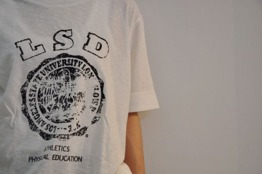 アコースティックスで夏のTシャツ探し・・・Rita Jeans Tokyo_e0127399_1936145.jpg