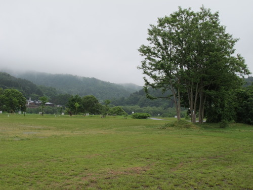 雨上がりの白川湖パークゴルフ場_c0075701_2133399.jpg