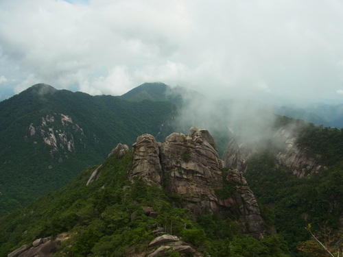 難所の連続!大崩山登山_d0116009_8284014.jpg