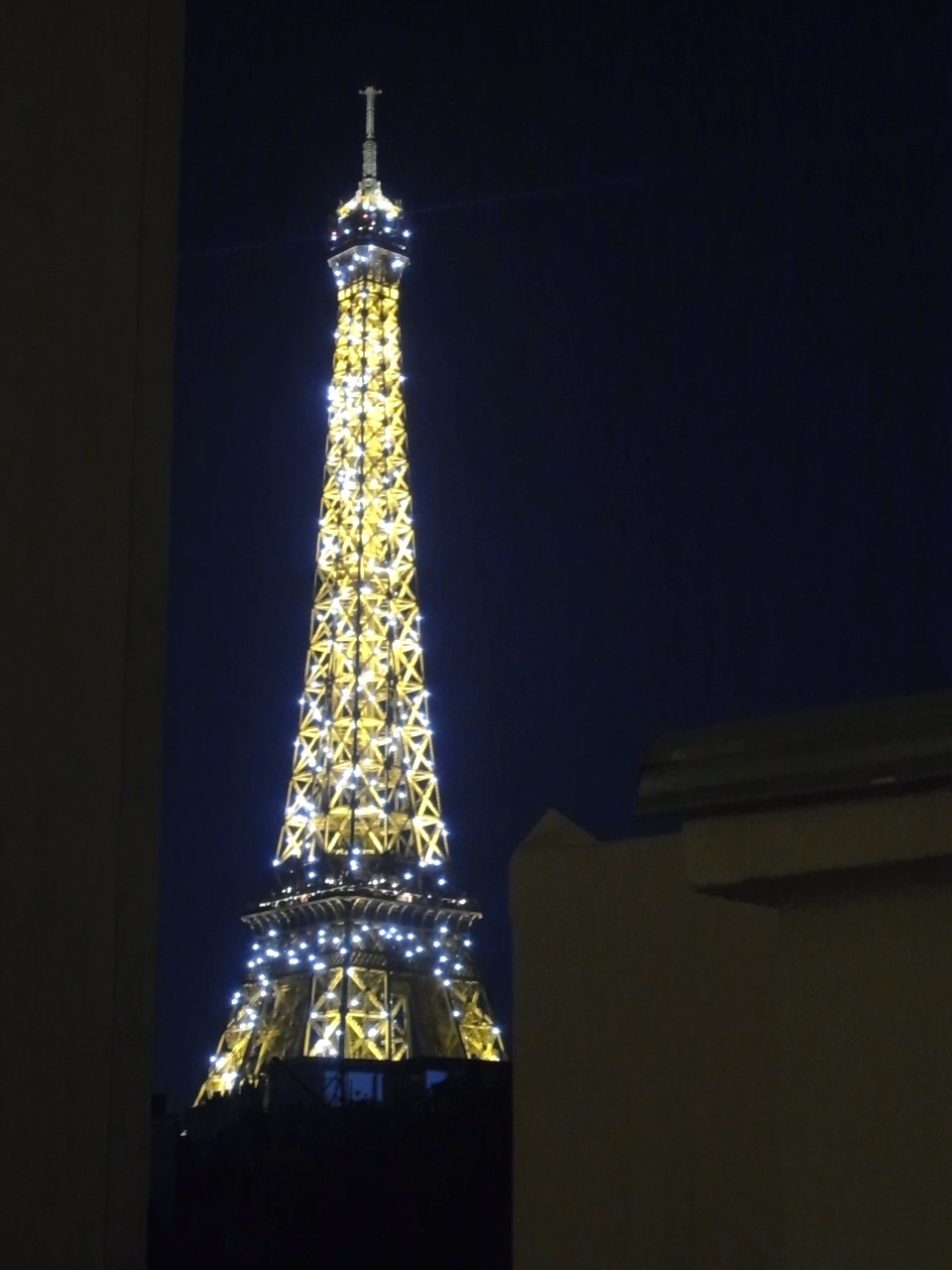 Shangri-la, soiree Tour Eiffel - シャングリラ・パリの『エッフェル塔ソワレ』_a0231632_15543862.jpg