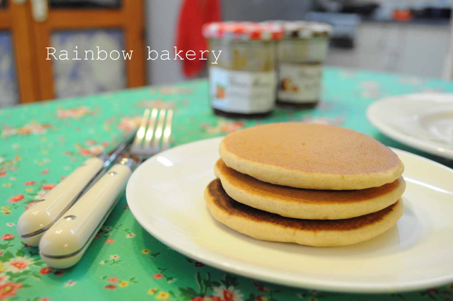 全粒粉パンケーキとお砂糖のハナシ Rainbow Bakery 全粒粉パンケーキとお砂糖のハナシ Rainbow Bakery