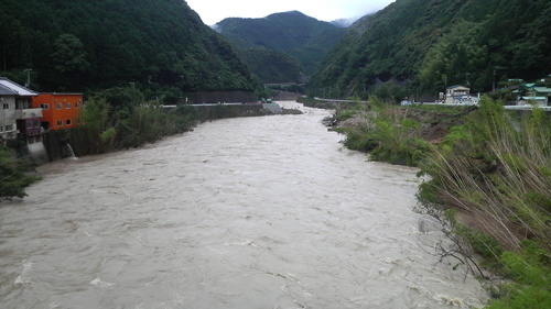b0205079_6475525.jpg