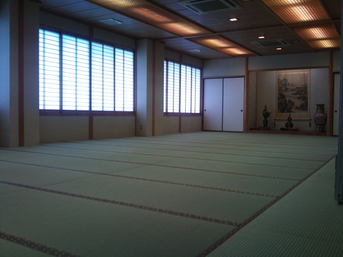 広間の畳替えをしました。_d0182179_19245244.jpg