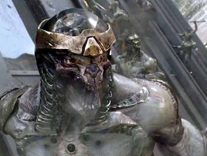 映画「アベンジャーズ(The Avengers)」が示すイルミナティの腹づもり by Aspen_c0139575_21132830.jpg