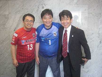 大村知事vs河村市長!?_b0157157_20182937.jpg