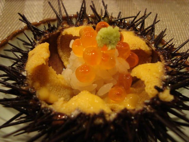 六本木「鮨 鯛良」へ行く。_f0232060_2330558.jpg