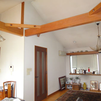 37・木造住宅の改修 「タブノキのある家」の2階居間食堂の現況。_c0195909_1523540.jpg